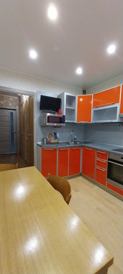 Продам двухкомнатную (2-комн.) квартиру, 250-летия Челябинска ул, 17, Челябинск г