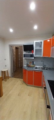 Продам двухкомнатную (2-комн.) квартиру, 250-летия Челябинска ул, 17, Челябинск г