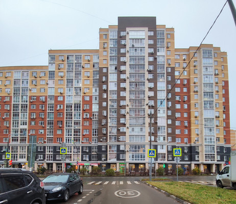 Продам однокомнатную (1-комн.) квартиру, Липовый парк ул, 4к1, Коммунарка п