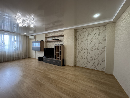 Продам трехкомнатную (3-комн.) квартиру, Высоковский проезд, 24, Нижний Новгород г