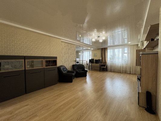 Продам трехкомнатную (3-комн.) квартиру, Высоковский проезд, 24, Нижний Новгород г