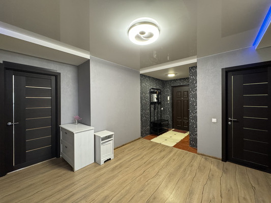Продам трехкомнатную (3-комн.) квартиру, Высоковский проезд, 24, Нижний Новгород г