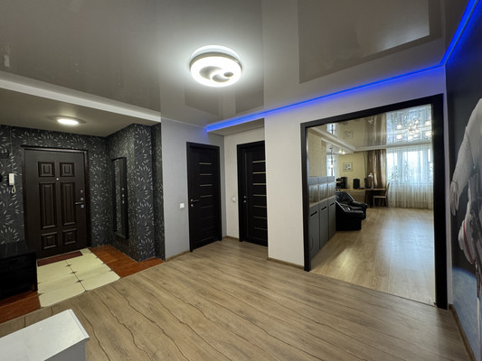 Продам трехкомнатную (3-комн.) квартиру, Высоковский проезд, 24, Нижний Новгород г