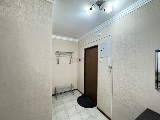 Продам однокомнатную (1-комн.) квартиру, Юрловский проезд, 14к1, Москва г