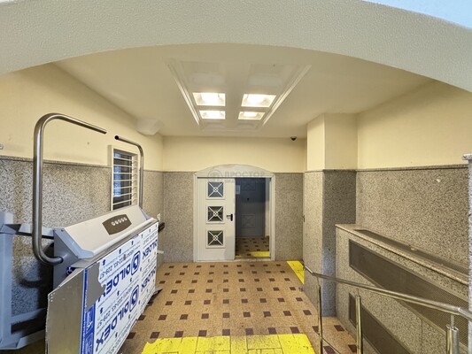 Продам однокомнатную (1-комн.) квартиру, Юрловский проезд, 14к1, Москва г