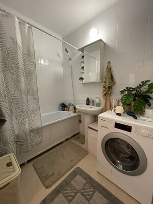 Продам однокомнатную (1-комн.) квартиру, Римского-Корсакова ул, 11к7, Москва г