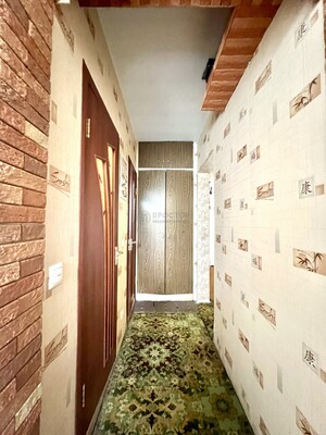 Продам двухкомнатную (2-комн.) квартиру, Зюзинская ул, 4к3, Москва г