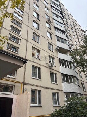 Продам однокомнатную (1-комн.) квартиру, Большой Симоновский пер, 11, Москва г