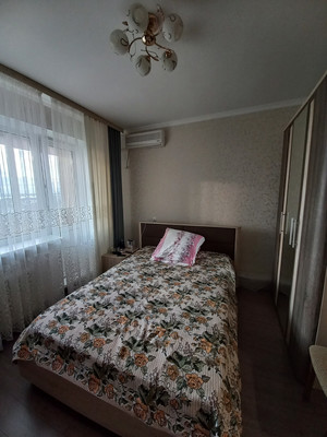 Продам двухкомнатную (2-комн.) квартиру, Великой Победы б-р, 24, Волгодонск г