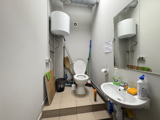 Сдам коммерческое помещение 52 м2, Мира пр-кт, 66-68, Калининград г