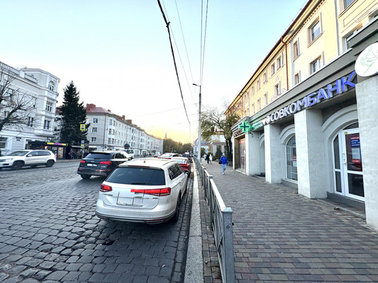 Сдам коммерческое помещение 52 м2, Мира пр-кт, 66-68, Калининград г