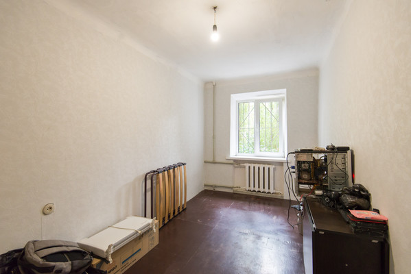 Продам трехкомнатную (3-комн.) квартиру, Седова ул, 14Ак1, Ростов-на-Дону г