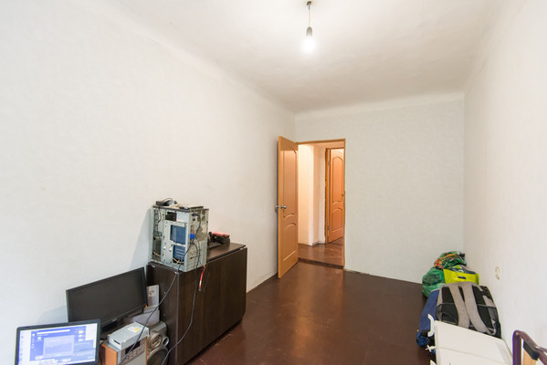 Продам трехкомнатную (3-комн.) квартиру, Седова ул, 14Ак1, Ростов-на-Дону г