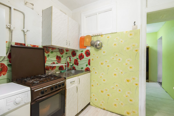 Продам трехкомнатную (3-комн.) квартиру, Седова ул, 14Ак1, Ростов-на-Дону г