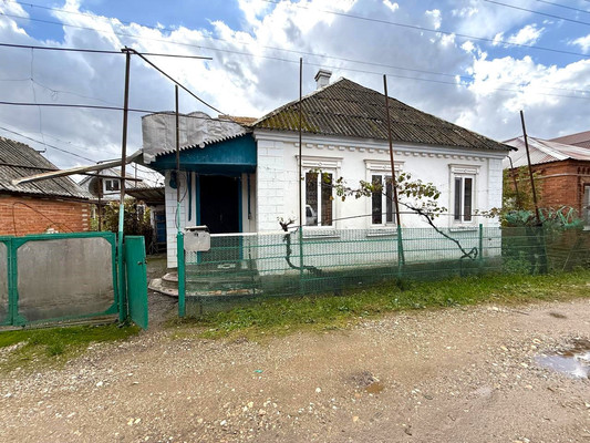 Продам дом, Речная ул, 9, Апшеронск г, 0 км от города