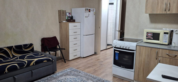 Продам однокомнатную (1-комн.) квартиру, Романтиков ул, 6, Нижний Новгород г