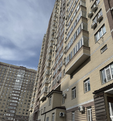 Продам двухкомнатную (2-комн.) квартиру, Магнитогорская ул, 1Б, Ростов-на-Дону г