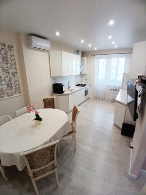 Продам двухкомнатную (2-комн.) квартиру, Матросова ул, 35, Ростов-на-Дону г