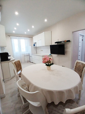 Продам двухкомнатную (2-комн.) квартиру, Матросова ул, 35, Ростов-на-Дону г