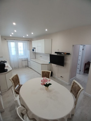 Продам двухкомнатную (2-комн.) квартиру, Матросова ул, 35, Ростов-на-Дону г