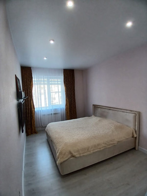 Продам двухкомнатную (2-комн.) квартиру, Матросова ул, 35, Ростов-на-Дону г