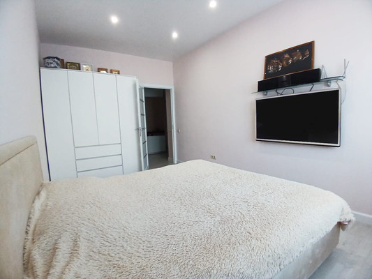 Продам двухкомнатную (2-комн.) квартиру, Матросова ул, 35, Ростов-на-Дону г