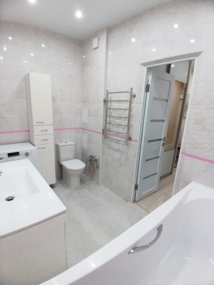 Продам двухкомнатную (2-комн.) квартиру, Матросова ул, 35, Ростов-на-Дону г