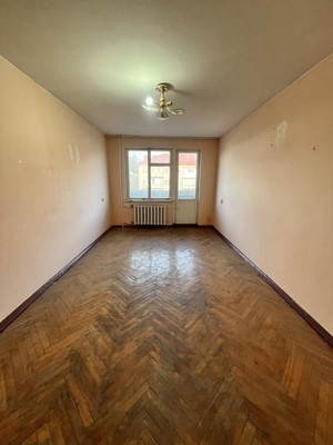 Продам однокомнатную (1-комн.) квартиру, Т.Идарова ул, 3, Нальчик г