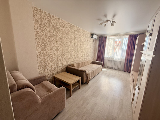 Продам однокомнатную (1-комн.) квартиру, Еременко ул, 100/70, Ростов-на-Дону г