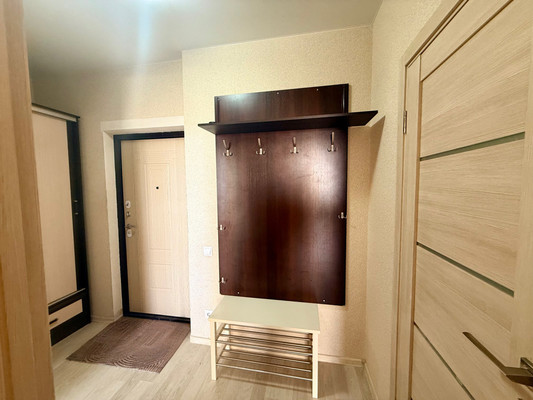 Продам однокомнатную (1-комн.) квартиру, Еременко ул, 100/70, Ростов-на-Дону г