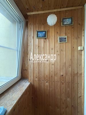 Продам трехкомнатную (3-комн.) квартиру, Собственный пр-кт, 34, Петергоф г