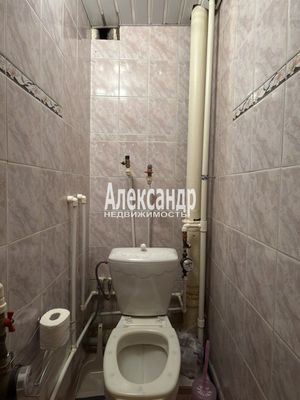 Продам трехкомнатную (3-комн.) квартиру, Собственный пр-кт, 34, Петергоф г