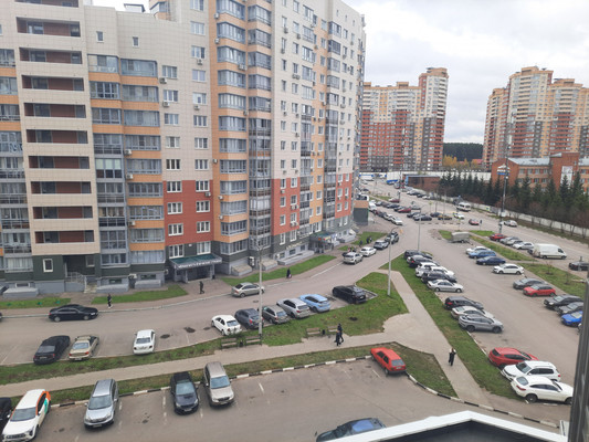 Продам двухкомнатную (2-комн.) квартиру, Бородинский б-р, 17, Подольск г