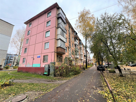 Продам двухкомнатную (2-комн.) квартиру, Ново-Советская ул, 93, Брянск г