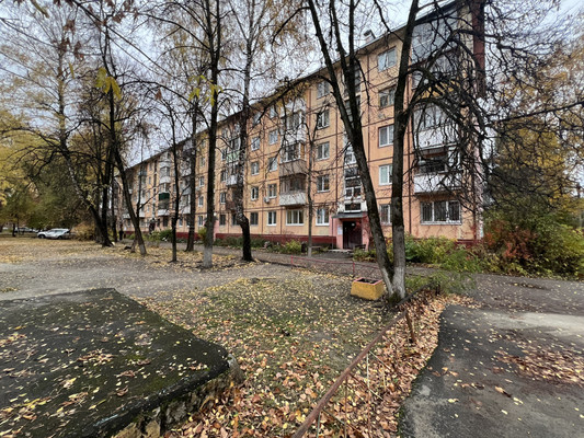 Продам двухкомнатную (2-комн.) квартиру, Ново-Советская ул, 93, Брянск г