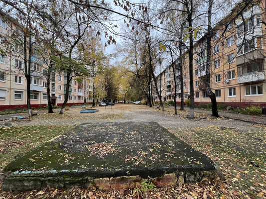 Продам двухкомнатную (2-комн.) квартиру, Ново-Советская ул, 93, Брянск г