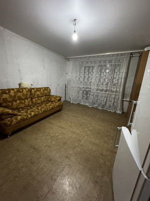 Продам двухкомнатную (2-комн.) квартиру, Шаронова ул, 32, Ишим г