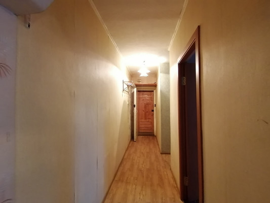 Продам трехкомнатную (3-комн.) квартиру, 40 лет Победы ул, 22, Ишим г