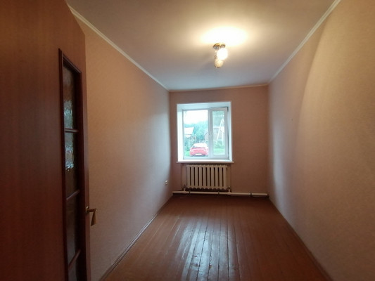 Продам трехкомнатную (3-комн.) квартиру, 40 лет Победы ул, 22, Ишим г