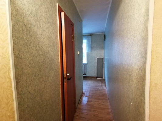 Продам трехкомнатную (3-комн.) квартиру, 40 лет Победы ул, 22, Ишим г