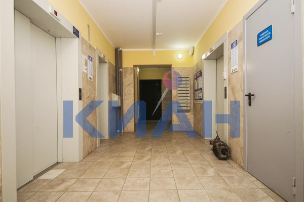 Продам однокомнатную (1-комн.) квартиру, Калинина ул, 175кб, Красноярск г