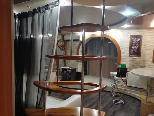 Продам двухкомнатную (2-комн.) квартиру, Кунарская ул, 63, Екатеринбург г