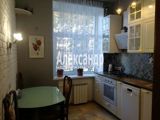Продам двухкомнатную (2-комн.) квартиру, Республиканская ул, 18к2, Санкт-Петербург г