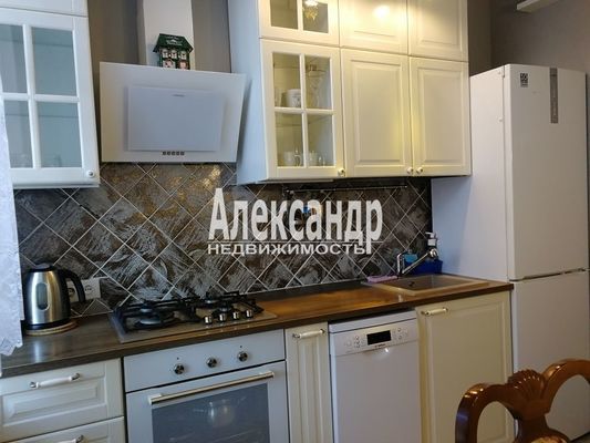 Продам двухкомнатную (2-комн.) квартиру, Республиканская ул, 18к2, Санкт-Петербург г