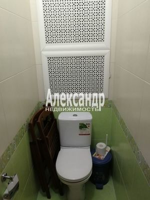 Продам двухкомнатную (2-комн.) квартиру, Республиканская ул, 18к2, Санкт-Петербург г