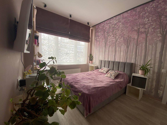 Продам однокомнатную (1-комн.) квартиру, Смежный пер, 10, Симферополь г