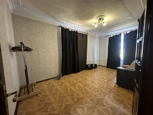 Продам трехкомнатную (3-комн.) квартиру, Сибирских Партизан ул, 30, Иркутск г