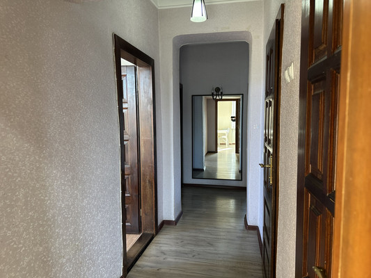 Продам трехкомнатную (3-комн.) квартиру, Сибирских Партизан ул, 30, Иркутск г