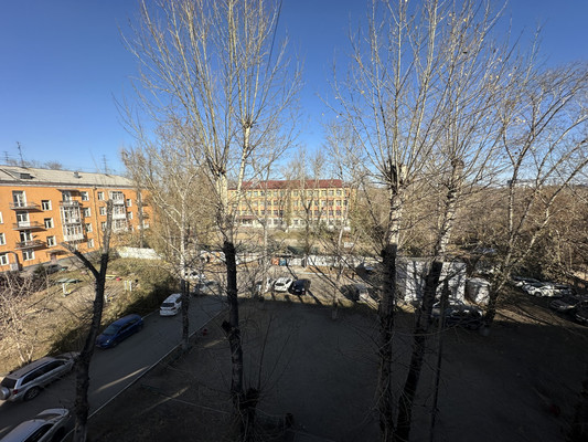 Продам трехкомнатную (3-комн.) квартиру, Сибирских Партизан ул, 30, Иркутск г