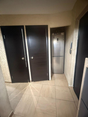 Продам двухкомнатную (2-комн.) квартиру, Байкальская ул, 182, Иркутск г